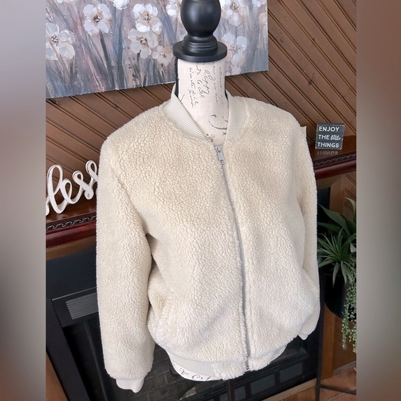 Old Navy Jacket - Picture 2 of 8